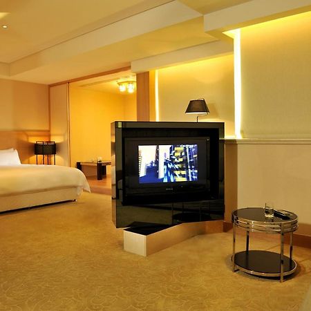 Asia Emperor Hotel Tainan Dış mekan fotoğraf
