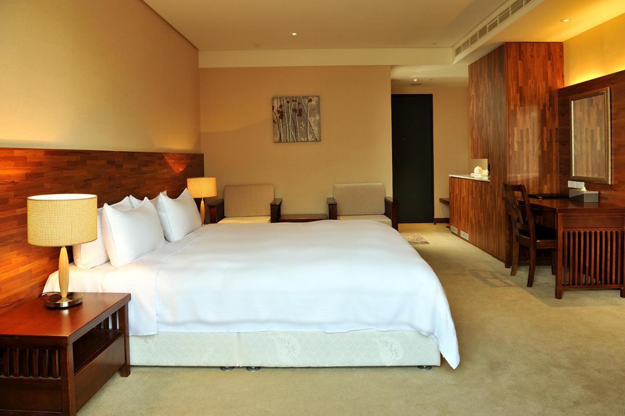 Asia Emperor Hotel Tainan Dış mekan fotoğraf