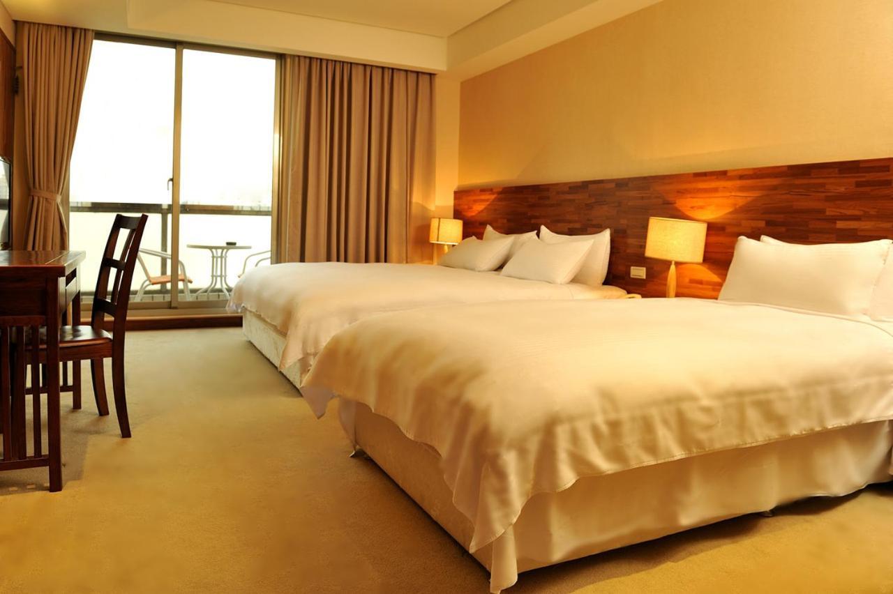 Asia Emperor Hotel Tainan Dış mekan fotoğraf